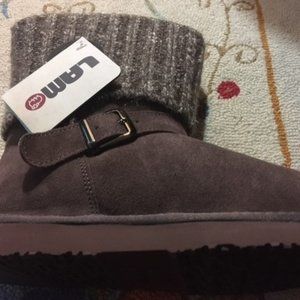New in Box Women's LAMO Hurricane Short Boot in Mushroom - Size 9